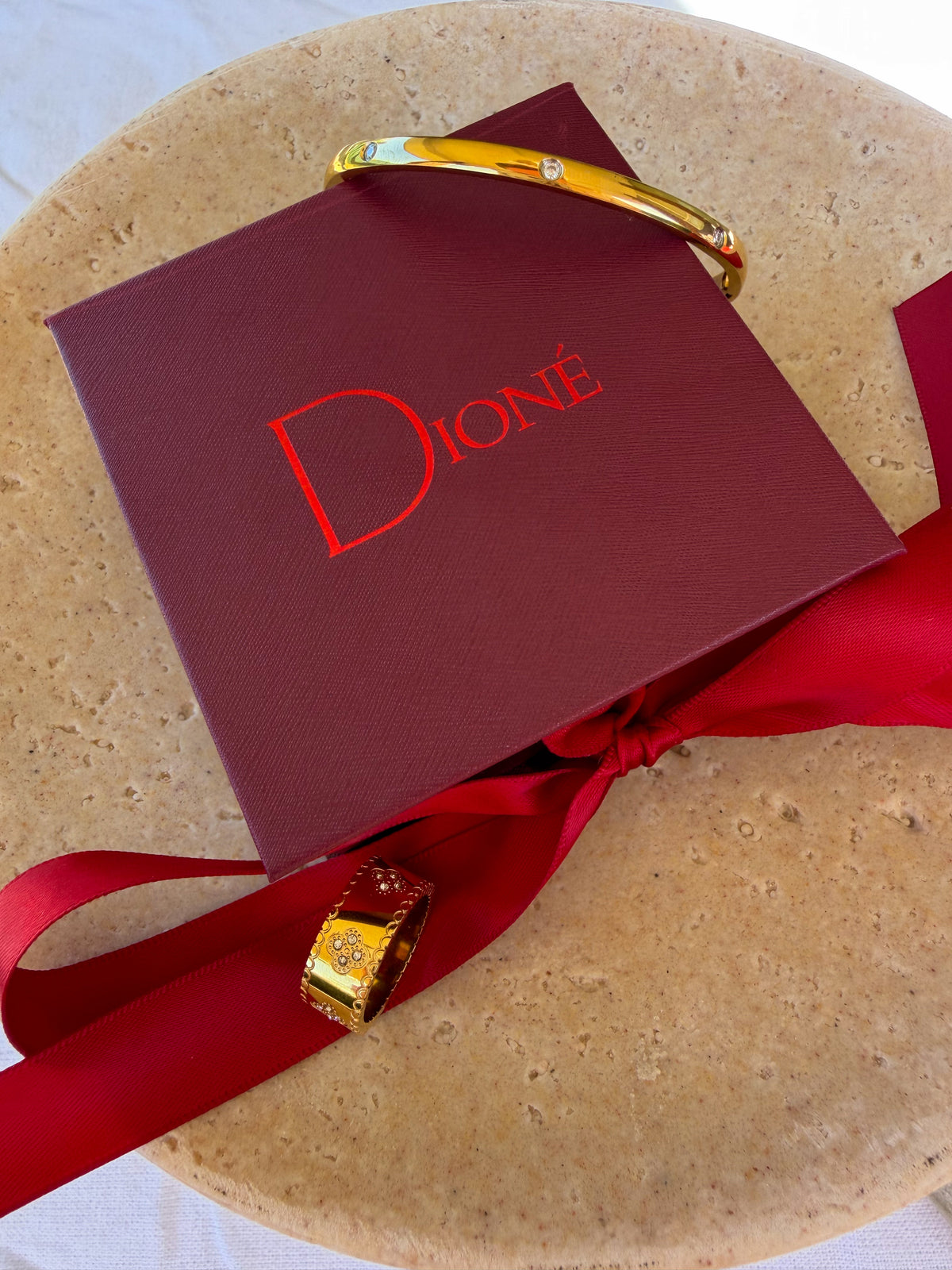 Complimentary Jewellery packaging 
